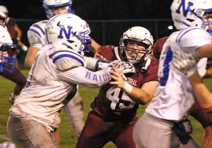 Greyhounds hit back, drop Raiders
